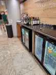 Alicante-Airport-vip-Sala-Lounge-Drinks