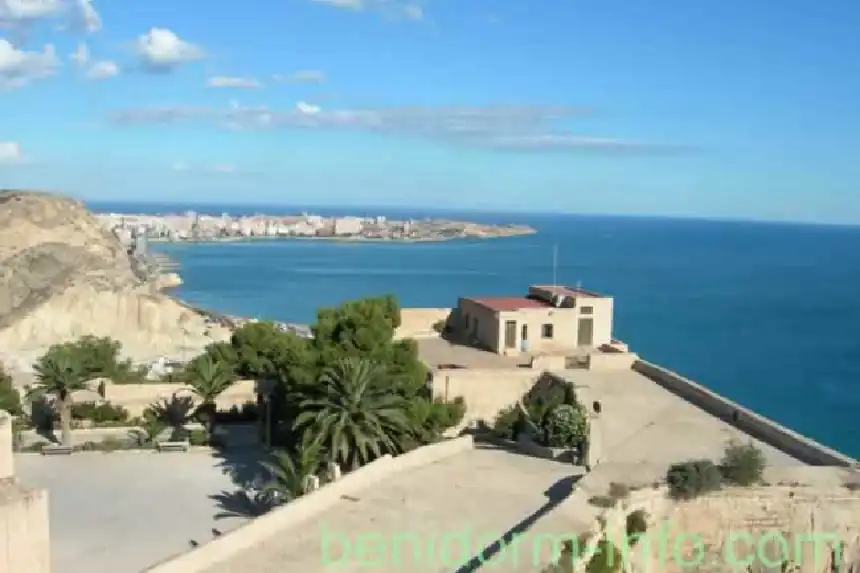 Castillo Santa Barbara View over the Albufereta Peninsular