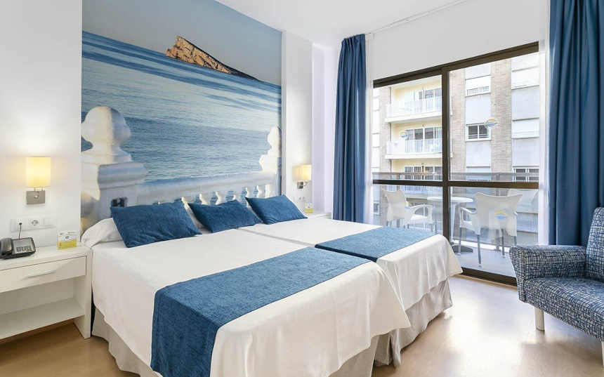 Hotel Avenida Benidorm Twin-Bedroom