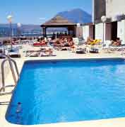 s Flamingo Oasis roof plunge pool